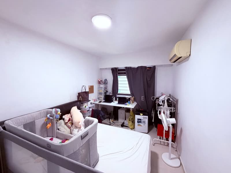 275D Jurong West Street 25, 275D Jurong West Street 25, 4 Bedrooms, 1,195 sqft, HDB Flat For Sale, by James Yeo, 500108559 - Bedroom - PropertyGuru.com.sg