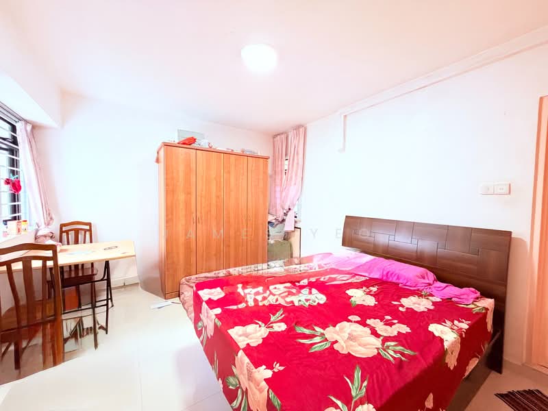 275D Jurong West Street 25, 275D Jurong West Street 25, 4 Bedrooms, 1,195 sqft, HDB Flat For Sale, by James Yeo, 500108559 - Bedroom - PropertyGuru.com.sg