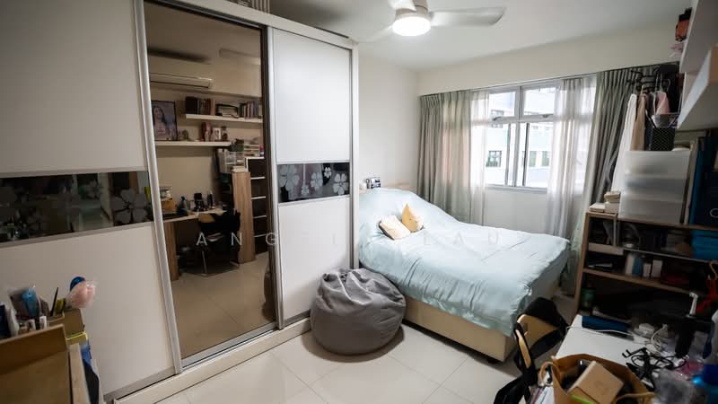 810A Choa Chu Kang Avenue 7, 810A Choa Chu Kang Avenue 7, 3 Bedrooms, 1,216 sqft, HDB Flat For Sale, by Angela Lau, 500108560 - Bedroom - PropertyGuru.com.sg
