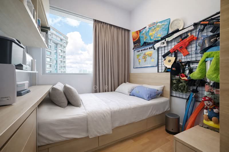 Stars of Kovan, 984 Upper Serangoon Road, 2 Bedrooms, 732 sqft, Condominium For Sale, by Ivor Tan, 500108570 - Common Bedroom - PropertyGuru.com.sg