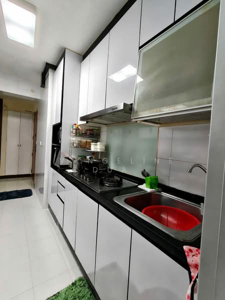 415C Fernvale Link, 415C Fernvale Link, 3 Bedrooms, 1,001 sqft, HDB Flat For Sale, by Evangeline Dua, 500108579 - Kitchen - PropertyGuru.com.sg
