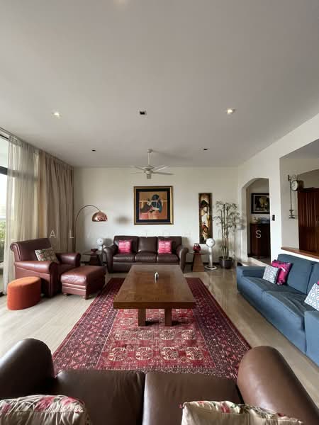 Regency Park, 3 Nathan Road, 4 Bedrooms, 3,649 sqft, Condominium For Rent, by Alan Toh K S, 500108612 - Living Room - PropertyGuru.com.sg