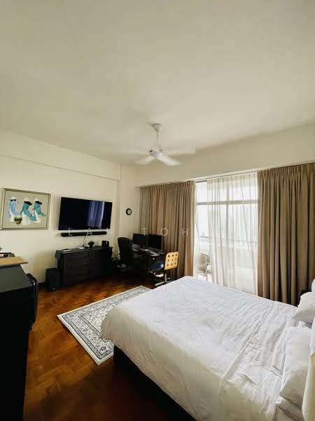 Regency Park, 3 Nathan Road, 4 Bedrooms, 3,649 sqft, Condominium For Rent, by Alan Toh K S, 500108612 - Bedroom - PropertyGuru.com.sg