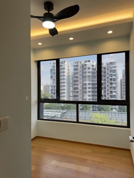 Grandeur Park Residences, 1 Bedok South Avenue 3, 3 Bedrooms, 893 sqft, Condominium For Rent, by Ezekiel Sim, 500108617 - Common Bedroom - PropertyGuru.com.sg