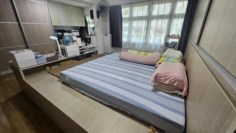 274A Compassvale Bow, 274A Compassvale Bow, 3 Bedrooms, 1,216 sqft, HDB Flat For Sale, by Patrick Chee, 500108620 - Bedroom - PropertyGuru.com.sg