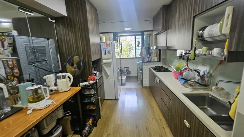 274A Compassvale Bow, 274A Compassvale Bow, 3 Bedrooms, 1,216 sqft, HDB Flat For Sale, by Patrick Chee, 500108620 - Kitchen - PropertyGuru.com.sg