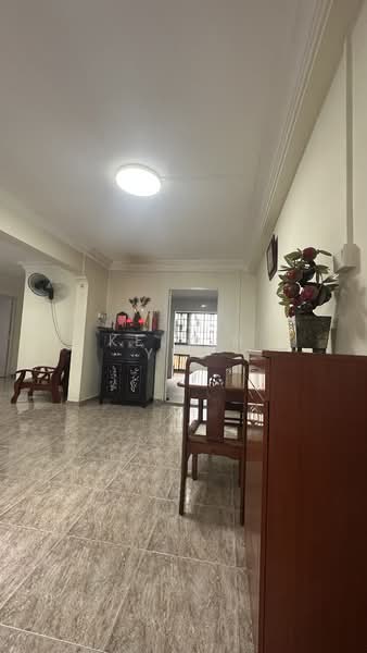 667 Choa Chu Kang Crescent, 667 Choa Chu Kang Crescent, 3 Bedrooms, 103 sqft, HDB Flat For Sale, by Kelvin Yeo, 500108630 - Living Room - PropertyGuru.com.sg