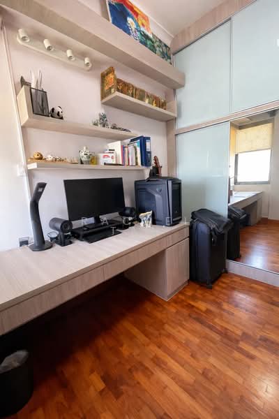 Simsville, 10 Geylang East Avenue 2, 4 Bedrooms, 1,248 sqft, Condominium For Sale, by Rachel Tan, 500108635 - Study - PropertyGuru.com.sg