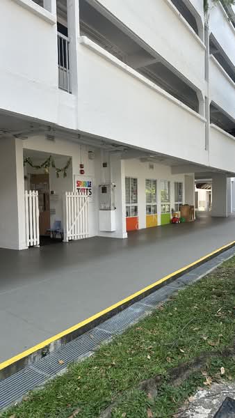 176 Bukit Batok West Avenue 8, 176 Bukit Batok West Avenue 8, 3 Bedrooms, 1,184 sqft, HDB Flat For Sale, by Doreen Heng, 500108636 - Exterior - PropertyGuru.com.sg