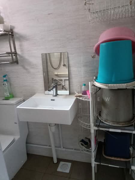 259 Bishan Street 22, 259 Bishan Street 22, Room Rental, 110 sqft, HDB Flat For Rent, by Phyllis Liew, 500108644 - Bathroom - PropertyGuru.com.sg