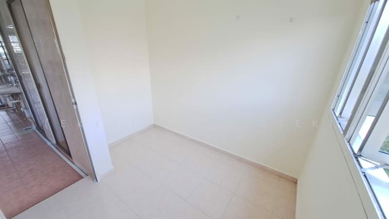 1 Lorong 7 Toa Payoh, 1 Lorong 7 Toa Payoh, 3 Bedrooms, 720 sqft, HDB Flat For Sale, by (Ekky) Sri Redjeki Widjaja, 500108646 - Interior - PropertyGuru.com.sg