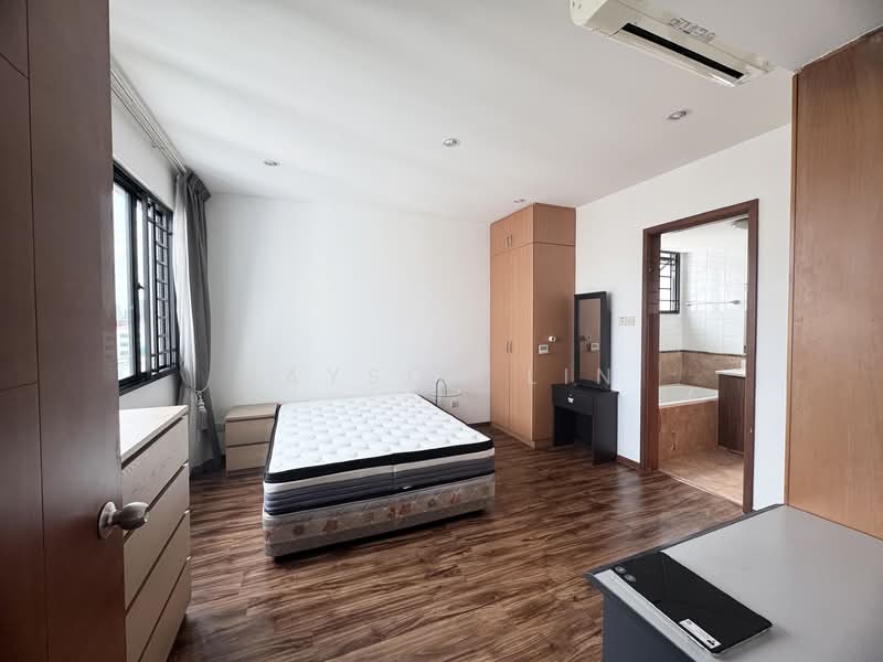 Central Grove, 1 Geylang East Avenue 1, 3 Bedrooms, 1,184 sqft, Condominium For Rent, by Jayson Lin, 500108650 - Bedroom - PropertyGuru.com.sg