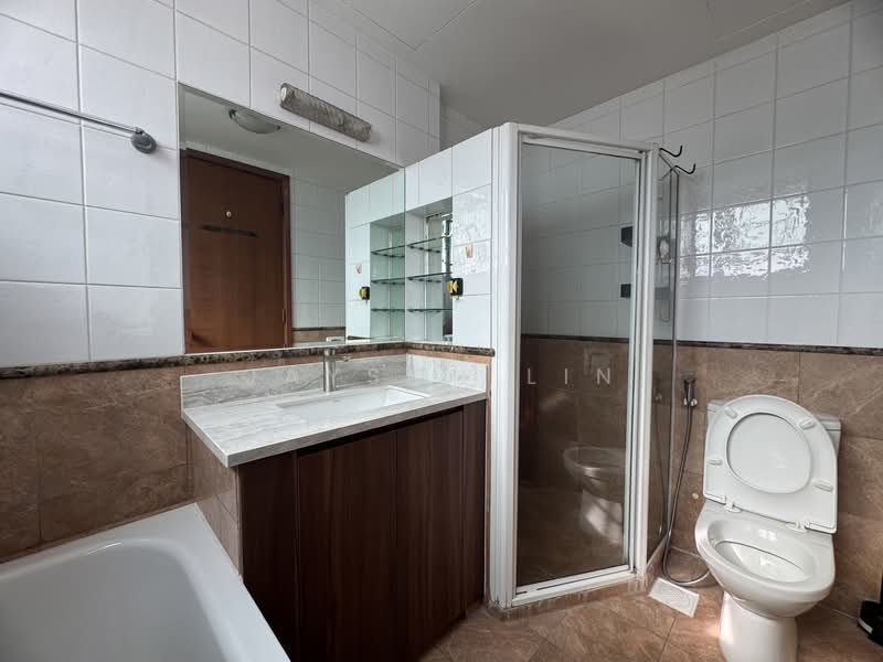 Central Grove, 1 Geylang East Avenue 1, 3 Bedrooms, 1,184 sqft, Condominium For Rent, by Jayson Lin, 500108650 - Bathroom - PropertyGuru.com.sg