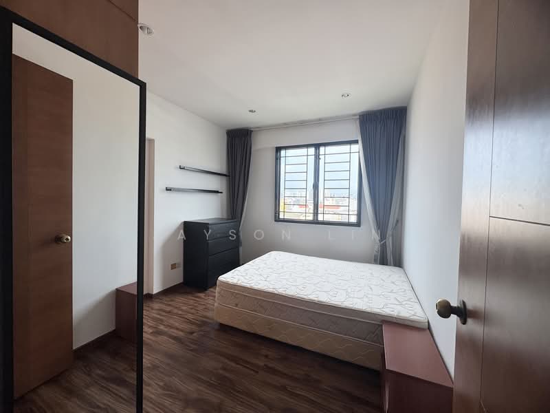 Central Grove, 1 Geylang East Avenue 1, 3 Bedrooms, 1,184 sqft, Condominium For Rent, by Jayson Lin, 500108650 - Bedroom - PropertyGuru.com.sg