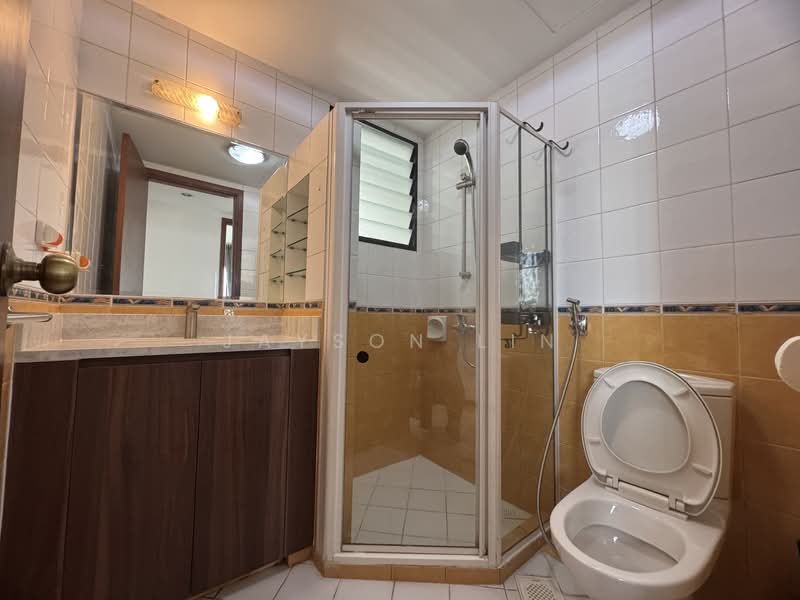 Central Grove, 1 Geylang East Avenue 1, 3 Bedrooms, 1,184 sqft, Condominium For Rent, by Jayson Lin, 500108650 - Bathroom - PropertyGuru.com.sg