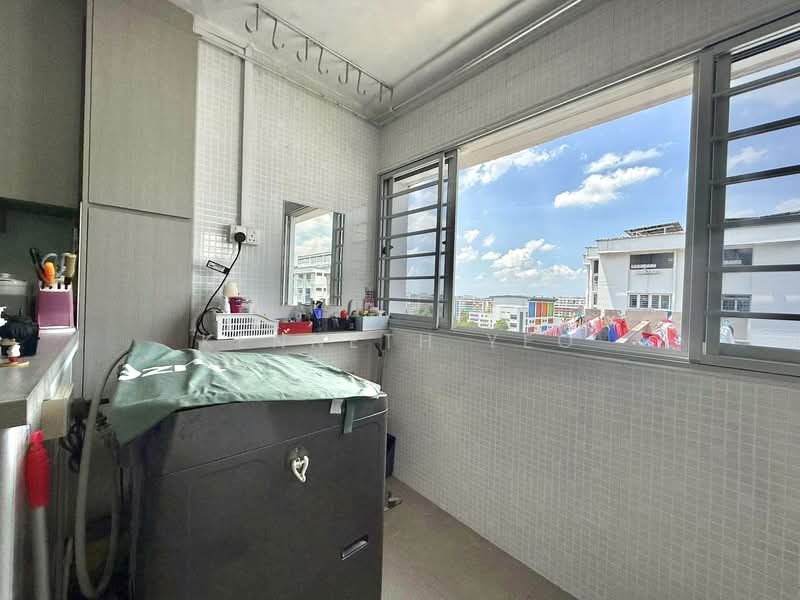 For Sale - 701 Yishun Avenue 5