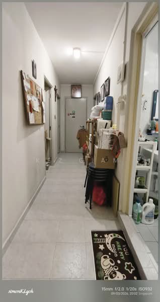 517C Jurong West Street 52, 517C Jurong West Street 52, 3 Bedrooms, 1,023 sqft, HDB Flat For Sale, by Kez Giam, 500108664 - Corridor - PropertyGuru.com.sg