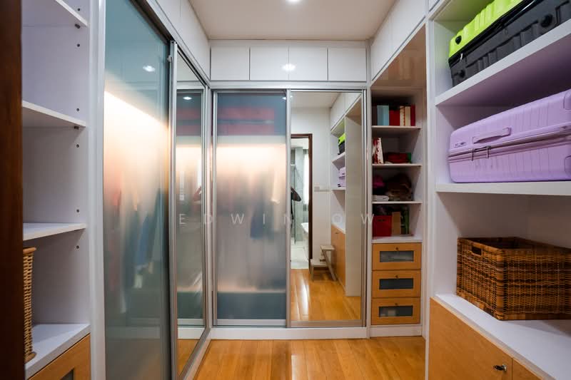 PRICED TO SELL ! RARE SEMI D KEMBANGAN MRT WIDE FRONTAGE FREEHOLD, JALAN KEMBANGAN / SELAMAT / SENYUM / LENGKONG TIGA, 4 Bedrooms, 3,500 sqft, Semi-Detached House For Sale, by Edwin Ow, 500108667 - Interior - PropertyGuru.com.sg