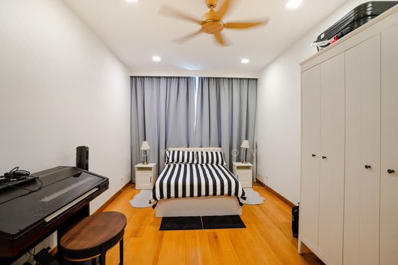 PRICED TO SELL ! RARE SEMI D KEMBANGAN MRT WIDE FRONTAGE FREEHOLD, JALAN KEMBANGAN / SELAMAT / SENYUM / LENGKONG TIGA, 4 Bedrooms, 3,500 sqft, Semi-Detached House For Sale, by Edwin Ow, 500108667 - Bedroom - PropertyGuru.com.sg