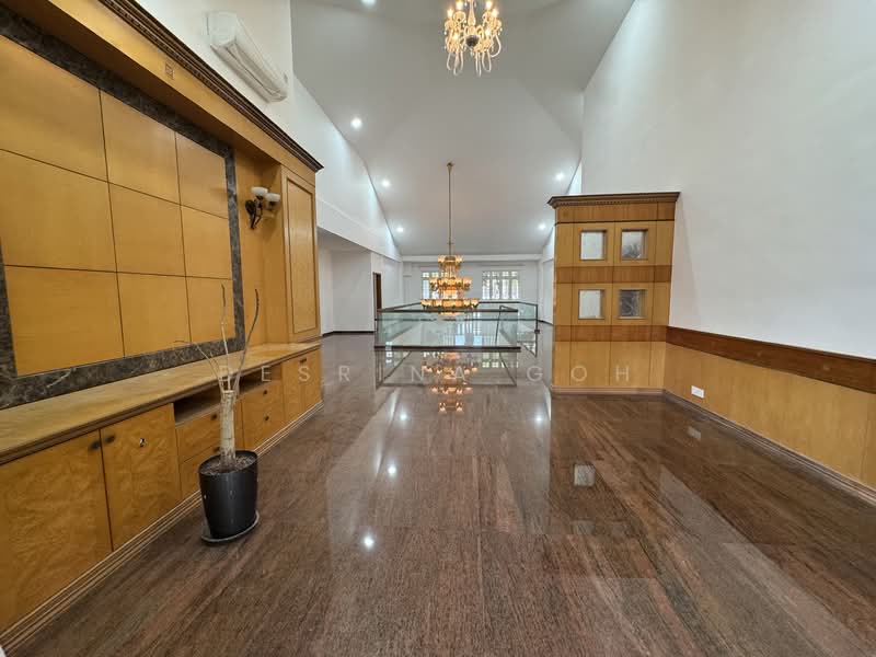 Wimborne Road Bungalow | 2-Storey + Basement | Mountbatten Estate, , 8 Bedrooms, 10,462 sqft, Bungalow House For Sale, by Desrina Goh, 500108678 - Interior - PropertyGuru.com.sg