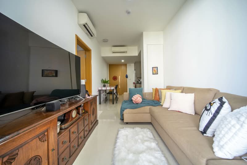 The Jovell, 13 Flora Drive, 1 Bedroom, 441 sqft, Condominium For Sale, by Evon Lee, 500108691 - Living Room - PropertyGuru.com.sg