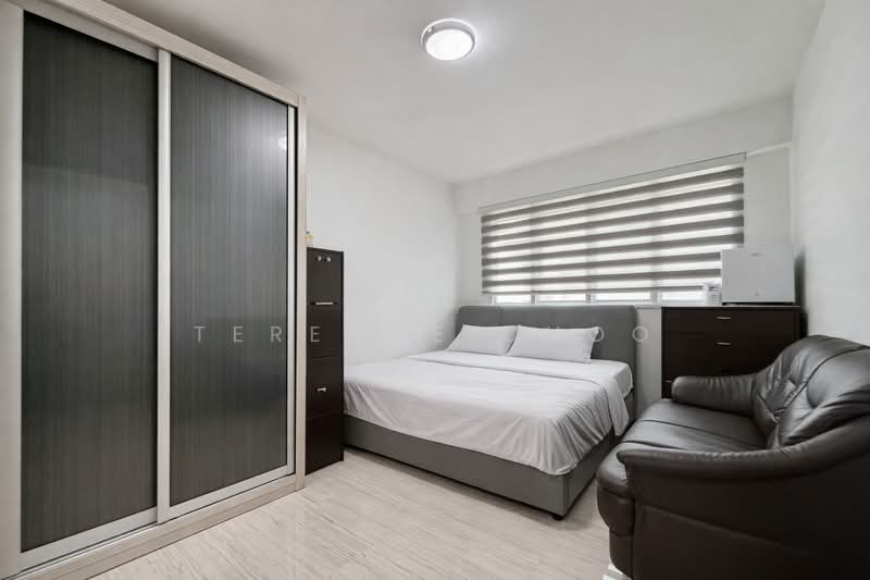 429B Bedok North Woods, 429B Bedok North Road, 2 Bedrooms, 743 sqft, HDB Flat For Sale, by Terence Choo, 500108692 - Master Bedroom - PropertyGuru.com.sg