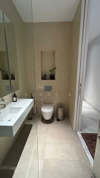 Toh estate, , 6 Bedrooms, 6,997 sqft, Cluster House For Sale, by Sunny R, 500108694 - Bathroom - PropertyGuru.com.sg