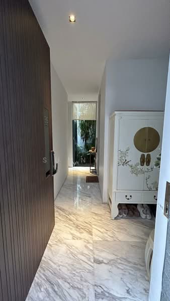 Toh estate, , 6 Bedrooms, 6,997 sqft, Cluster House For Sale, by Sunny R, 500108694 - Entrance - PropertyGuru.com.sg