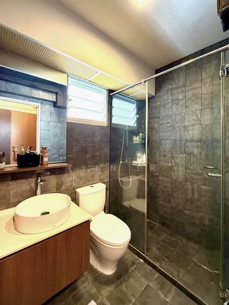 8A Upper Boon Keng Road, 8A Upper Boon Keng Road, 3 Bedrooms, 1,248 sqft, HDB Flat For Sale, by Lynn Er, 500108706 - Bathroom - PropertyGuru.com.sg