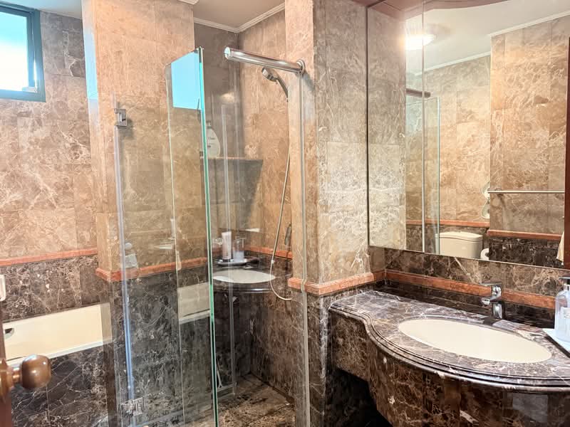 Signature Park, 46A Toh Tuck Road, 3 Bedrooms, 1,421 sqft, Condominium For Sale, by HT Lee, 500108707 - Master ensuite Bathroom - PropertyGuru.com.sg