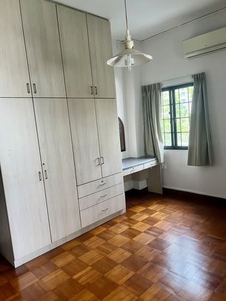 Lion Towers, 2 Essex Road, 3 Bedrooms, 1,862 sqft, Condominium For Sale, by Tina Chan, 500108709 - Bedroom - PropertyGuru.com.sg