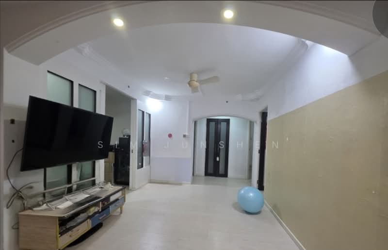 659 Woodlands Ring Road, 659 Woodlands Ring Road, 4 Bedrooms, 1,302 sqft, HDB Flat For Sale, by Sim Junshen, 500108713 - Living Room - PropertyGuru.com.sg