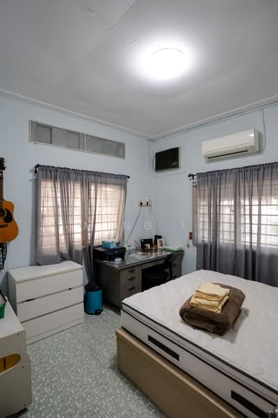 Exclusive Listing! Ettrick Terrace!, Ettrick Terrace / Siglap Centre, 3 Bedrooms, 1,000 sqft, Semi-Detached House For Sale, by Ming !, 500108716 - PropertyGuru.com.sg