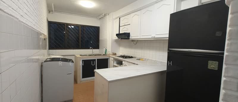 407 Sin Ming Avenue, 407 Sin Ming Avenue, 3 Bedrooms, 904 sqft, HDB Flat For Rent, by Renu Mahesh, 500108724 - Kitchen - PropertyGuru.com.sg