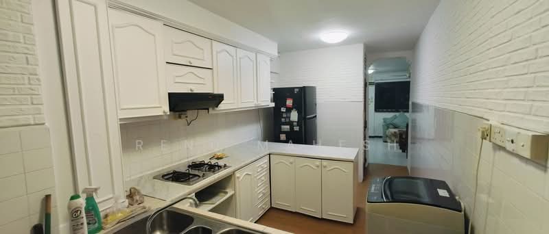 407 Sin Ming Avenue, 407 Sin Ming Avenue, 3 Bedrooms, 904 sqft, HDB Flat For Rent, by Renu Mahesh, 500108724 - Kitchen - PropertyGuru.com.sg