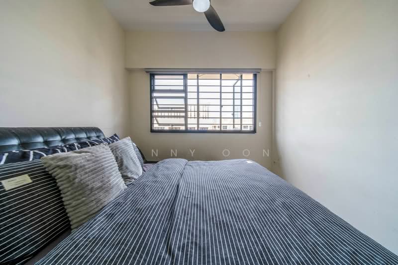 467B Bukit Batok West Avenue 9, 467B Bukit Batok West Avenue 9, 3 Bedrooms, 1,001 sqft, HDB Flat For Sale, by Kenny Oon, 500108751 - Bedroom - PropertyGuru.com.sg