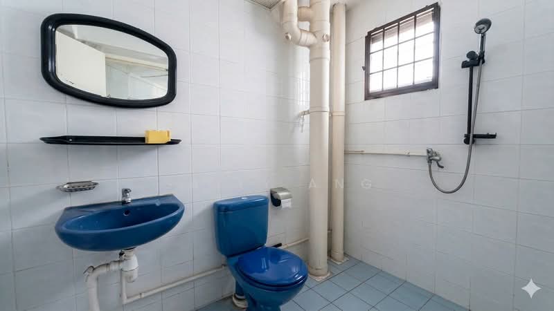 116A Rivervale Drive, 116A Rivervale Drive, 3 Bedrooms, 1,238 sqft, HDB Flat For Sale, by Sally Ang, 500108752 - Bathroom - PropertyGuru.com.sg