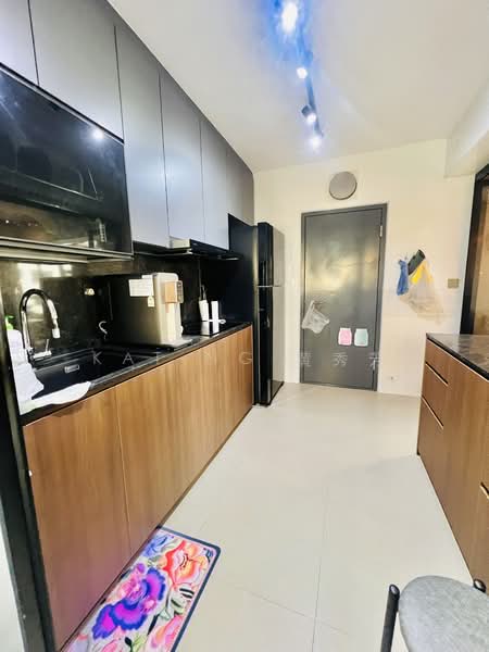 467B Bukit Batok West Avenue 9, 467B Bukit Batok West Avenue 9, 3 Bedrooms, 1,001 sqft, HDB Flat For Sale, by Kat Ng 黄秀芳, 500108754 - Kitchen - PropertyGuru.com.sg