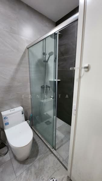 Limbok terrace, Limbok terrace, 6 Bedrooms, 3,900 sqft, Corner Terrace For Sale, by Yann Tan, 500108755 - Bathroom - PropertyGuru.com.sg