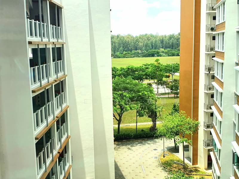 682B Edgedale Plains, 682B Edgedale Plains, 3 Bedrooms, 1,000 sqft, HDB Flat For Sale, by Aster Ng 黄碧霞, 500108767 - Exterior - PropertyGuru.com.sg