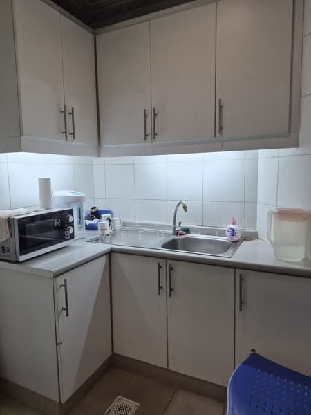 19 Ubi road 4, Ubi road 4, 2,002 sqft, Office For Rent, by Rochelle De S Meegolle, 500108769 - Kitchen - CommercialGuru.com.sg