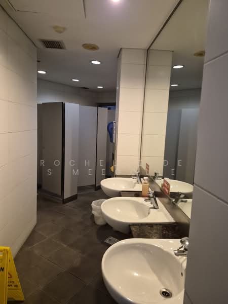 19 Ubi road 4, Ubi road 4, 2,002 sqft, Office For Rent, by Rochelle De S Meegolle, 500108769 - Bathroom - CommercialGuru.com.sg