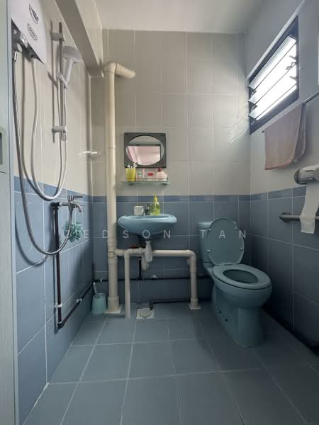 751 Yishun Street 72, 751 Yishun Street 72, 3 Bedrooms, 980 sqft, HDB Flat For Sale, by Zedson Tan, 500108773 - Bathroom - PropertyGuru.com.sg