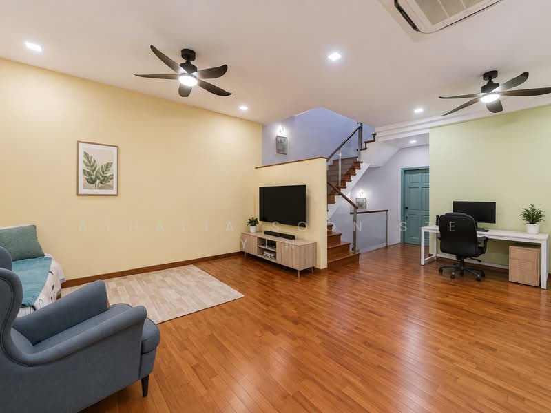 Burgundy Hill, Burgundy Rise, 5 Bedrooms, 3,165 sqft, Semi-Detached House For Sale, by Athalia Soon Sze Yin, 500108776 - Living Room - PropertyGuru.com.sg