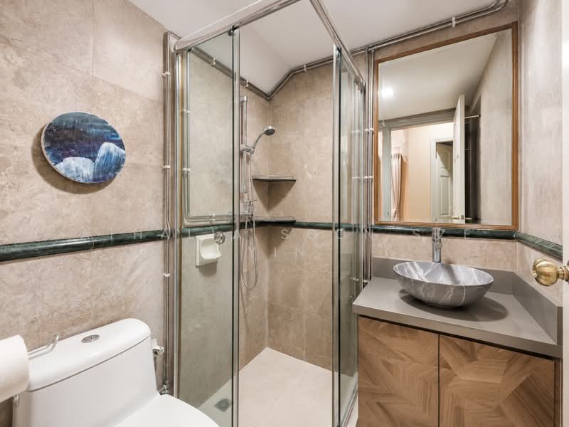 Burgundy Hill, Burgundy Rise, 5 Bedrooms, 3,165 sqft, Semi-Detached House For Sale, by Athalia Soon Sze Yin, 500108776 - Bathroom - PropertyGuru.com.sg