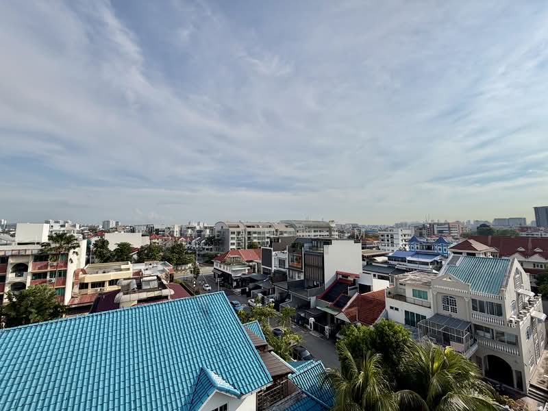 Mill Creek, 10 Lorong Marzuki, 2 Bedrooms, 1,087 sqft, Condominium For Rent, by Kyean Lim, 500108798 - PropertyGuru.com.sg