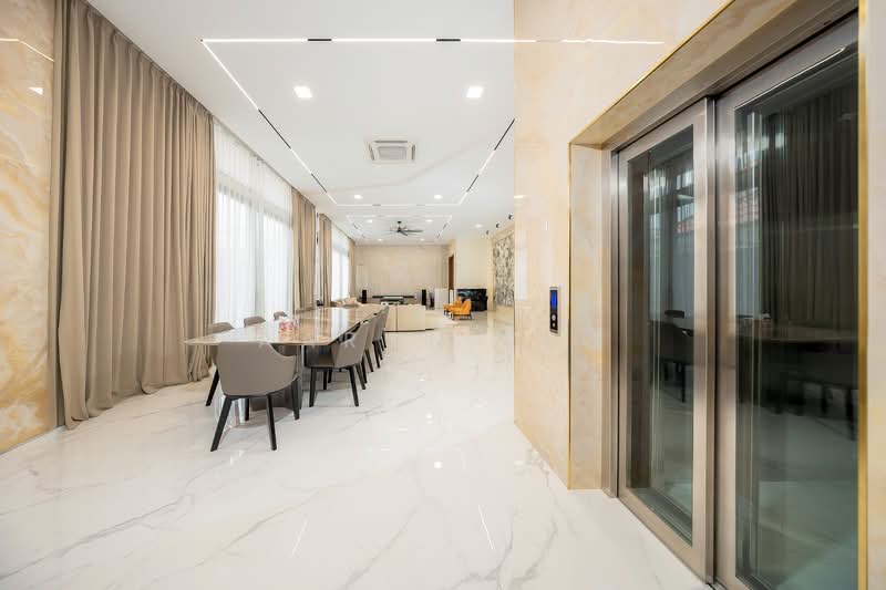 Serangoon Garden Estate, Chartwell Drive, 8 Bedrooms, 9,600 sqft, Semi-Detached House For Sale, by Aaron Yeo, 500108807 - Dining Room - PropertyGuru.com.sg