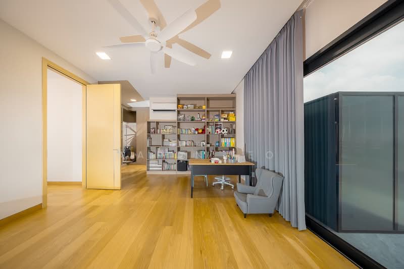 Serangoon Garden Estate, Chartwell Drive, 8 Bedrooms, 9,600 sqft, Semi-Detached House For Sale, by Aaron Yeo, 500108807 - Study - PropertyGuru.com.sg