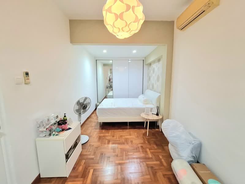 Terrace House | D16 Meragi Rd, Meragi Road, 5 Bedrooms, 3,500 sqft, Terraced House For Sale, by Ivan Lam, 500108810 - Bedroom - PropertyGuru.com.sg