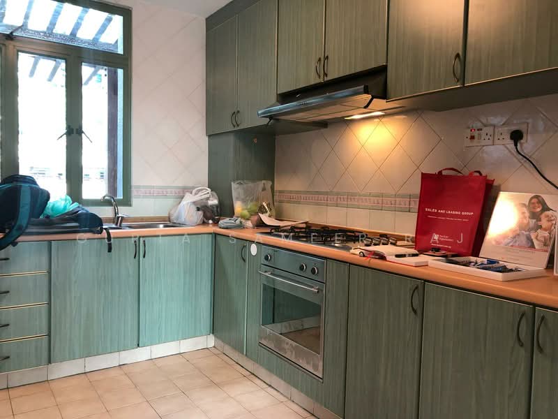 Gold Palm Mansions, 139 Lorong K Telok Kurau, 3 Bedrooms, 1,528 sqft, Apartment For Rent, by Gupta Sameer Raj, 500108815 - Kitchen - PropertyGuru.com.sg